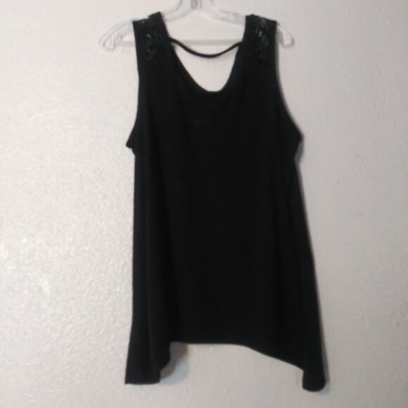 Disney women's size XL (15-17) black and white top - Picture 4 of 14